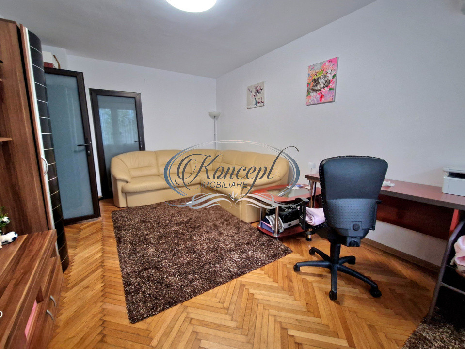 Apartament 2 camere, Andrei Muresanu
