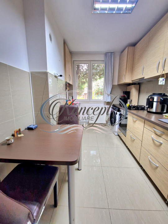 Apartament 2 camere, Andrei Muresanu