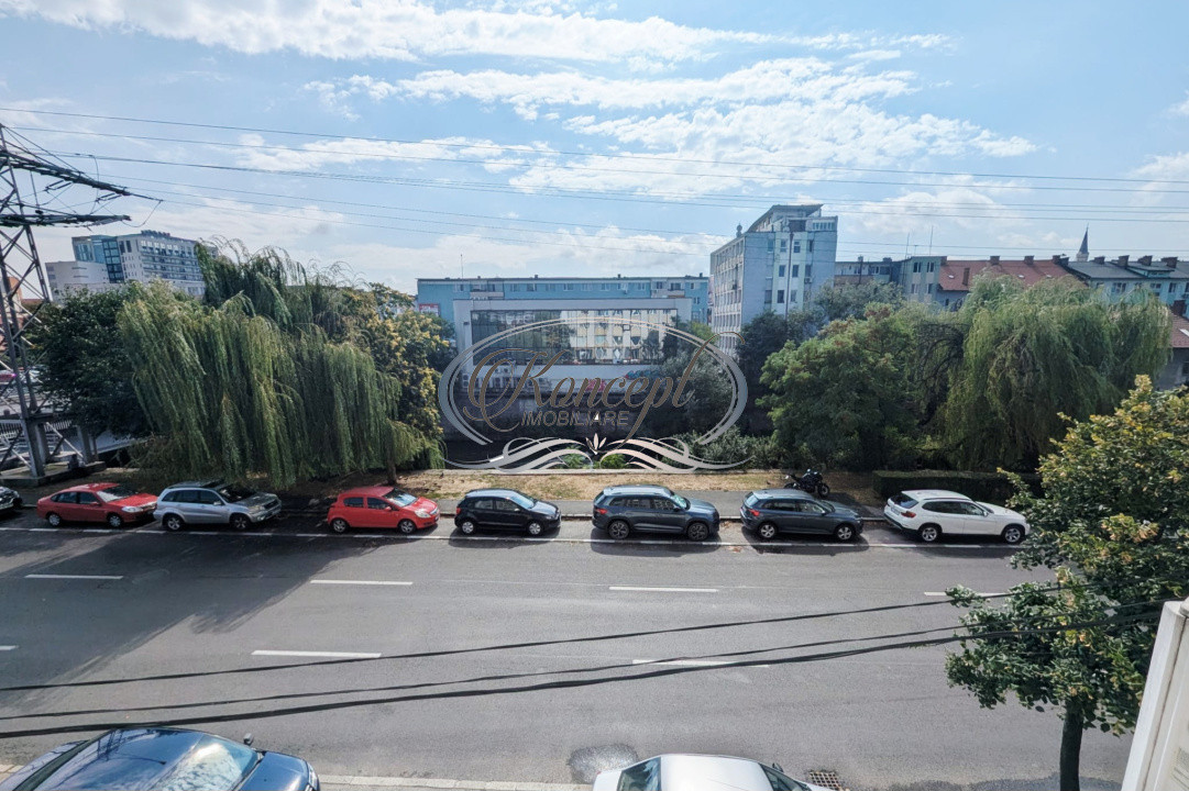 2 camere decomandat, zona Dacia