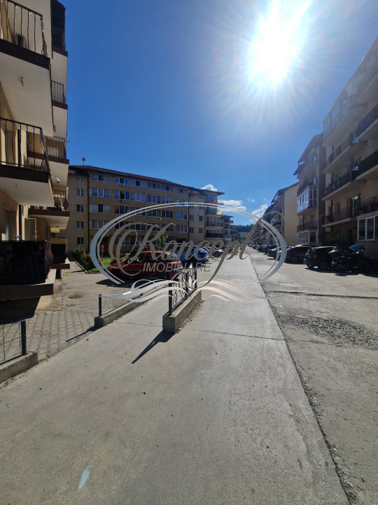 3 camere semidecomandat, Floresti