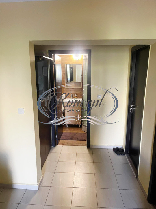 Apartament cu 3 camere in zona FSEGA