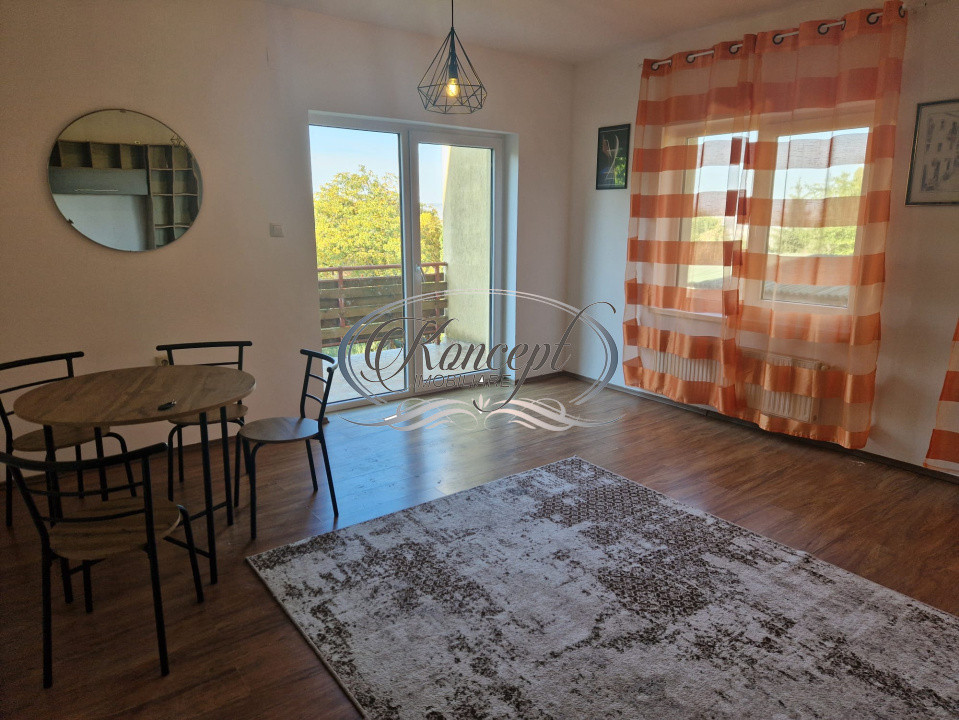 Casa cu 5 camere, garaj si curte in Andrei Muresanu