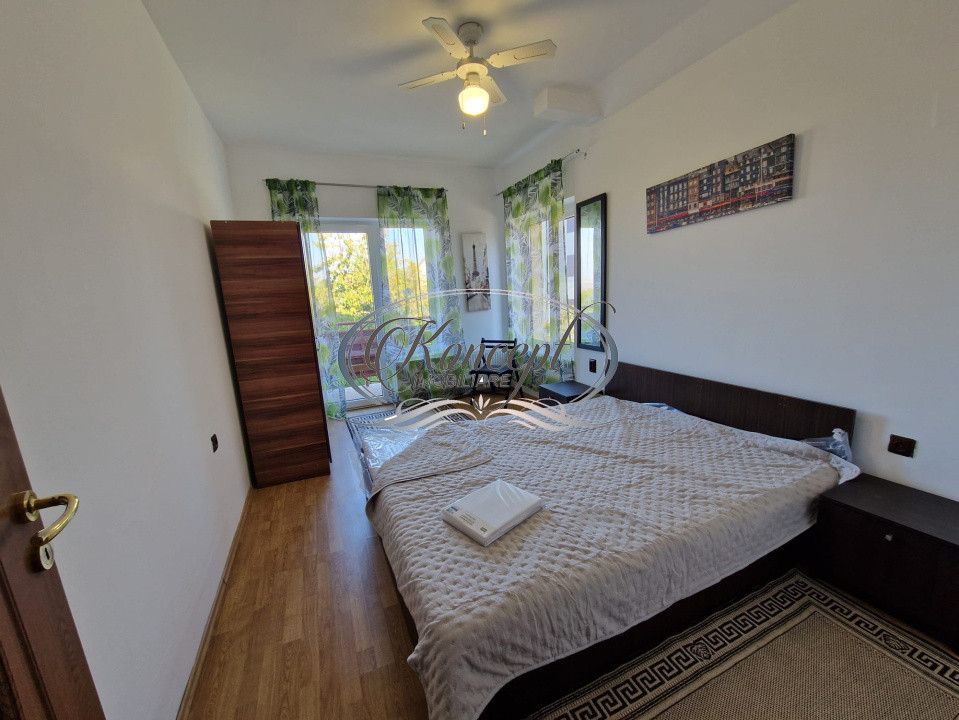 Casa cu 5 camere, garaj si curte in Andrei Muresanu