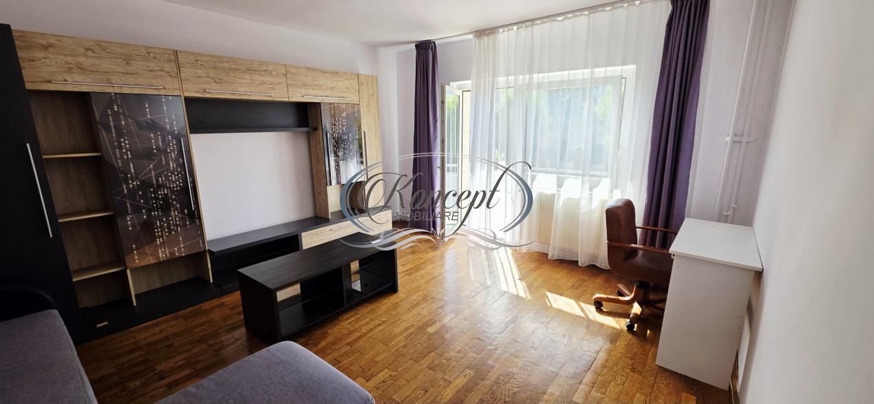 3 camere cu 2 bai si 2 balcoane