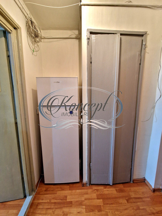 Garsoniera cu balcon, cartier Marasti
