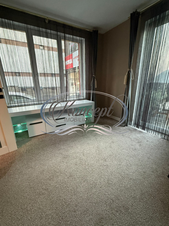 Apartament 2 camere, cu parcare, strada Muresului