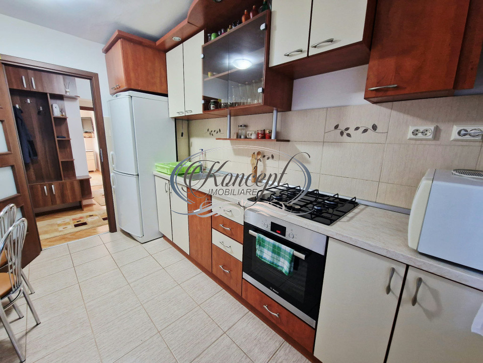 Apartament cu 3 camere pe Nicolae Titulescu