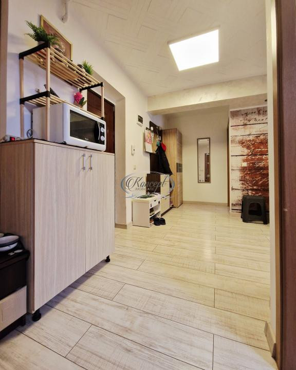 Apartament decomandat, 57 mp utili, Floresti