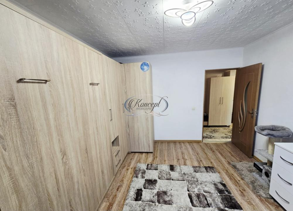 Apartament decomandat, 57 mp utili, Floresti