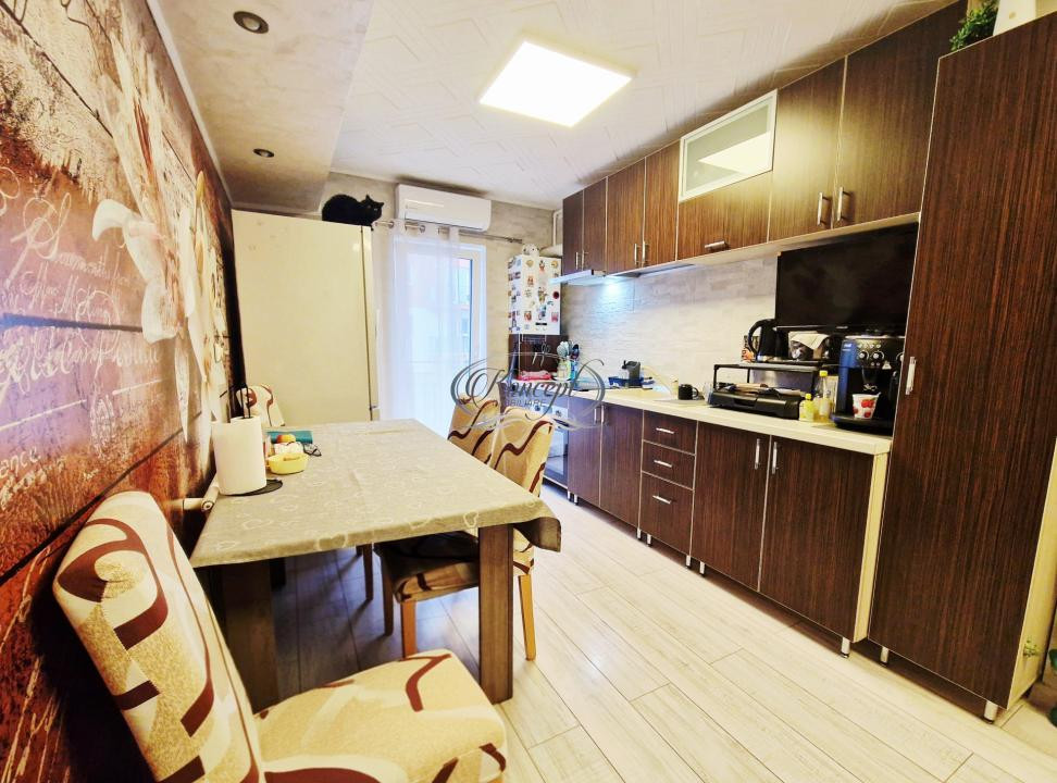 Apartament decomandat, 57 mp utili, Floresti