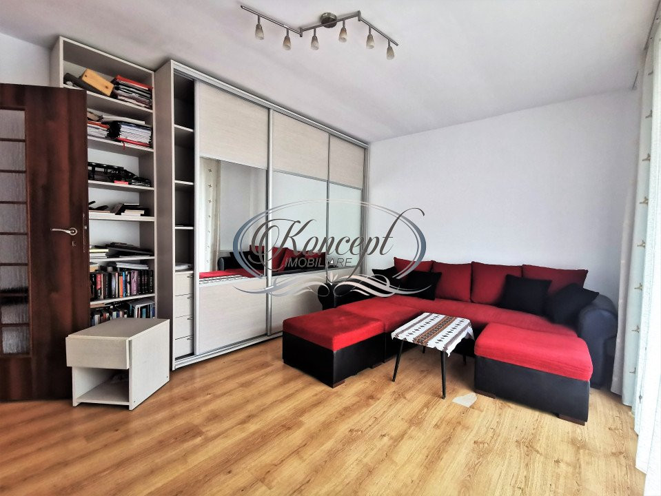 Apartament cu o camera pe str Stejarului
