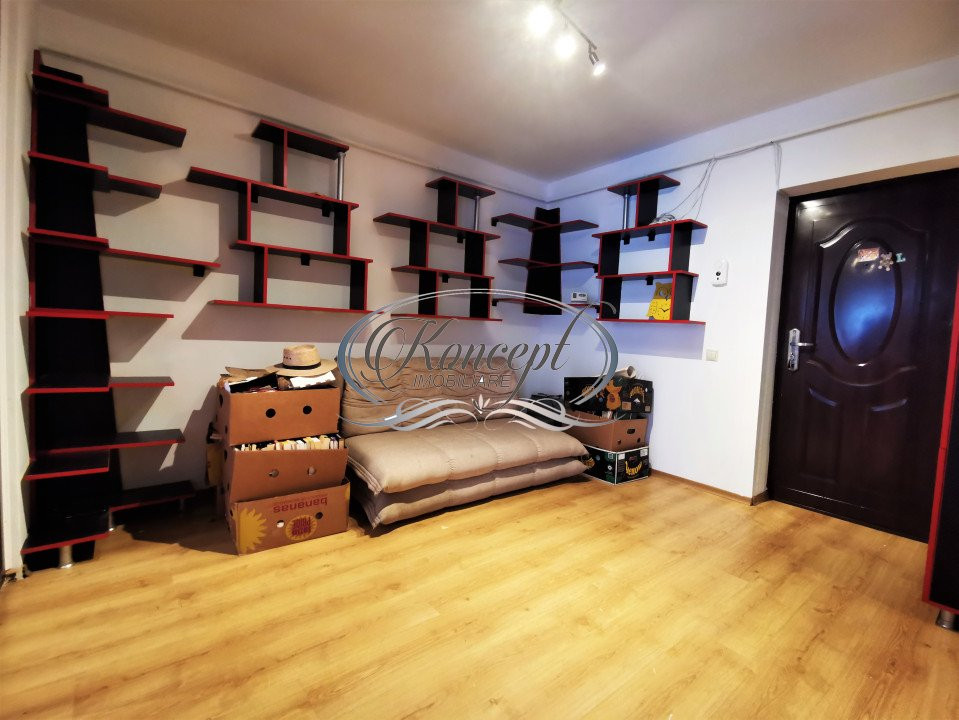 Apartament cu o camera pe str Stejarului