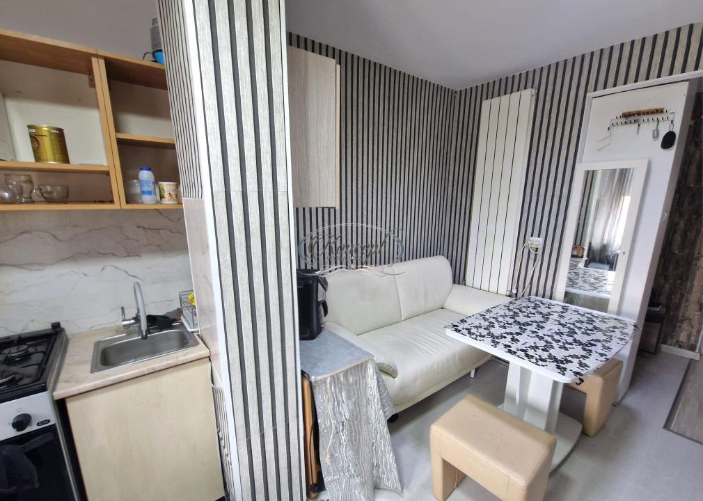 Apartament 3 camere, 2 bai, Intre Lacuri