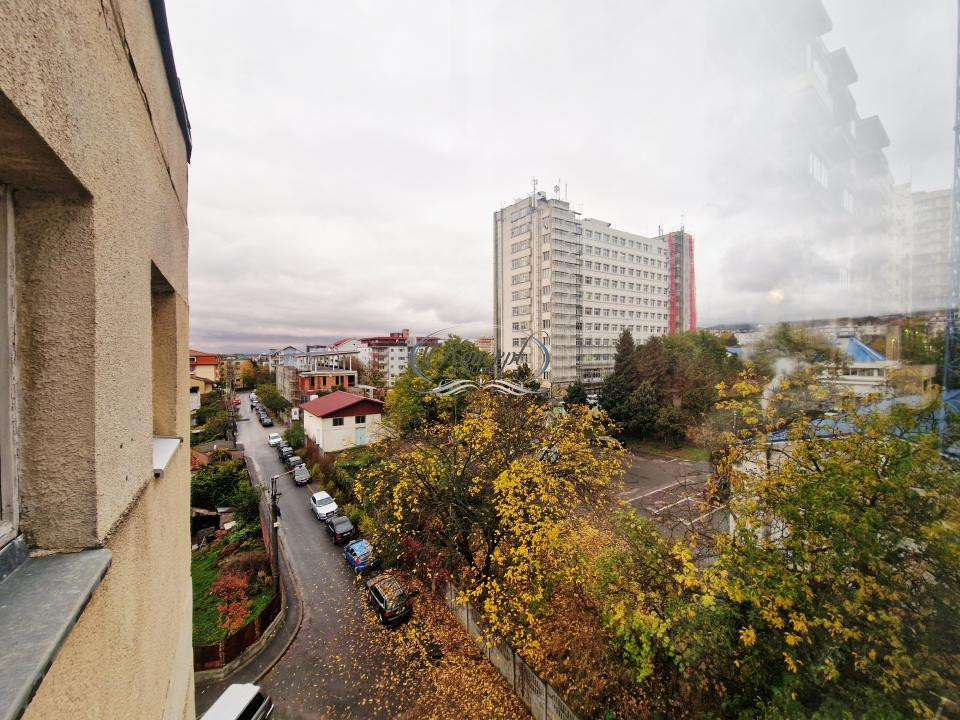 Garsoniera mobilata cu balcon in Zorilor