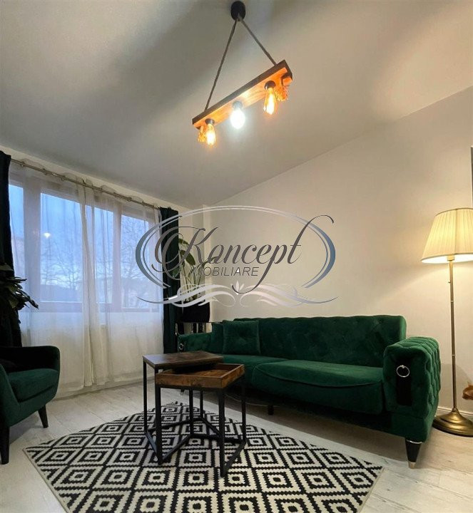 Apartament la cheie, cu parcare, strada Horea