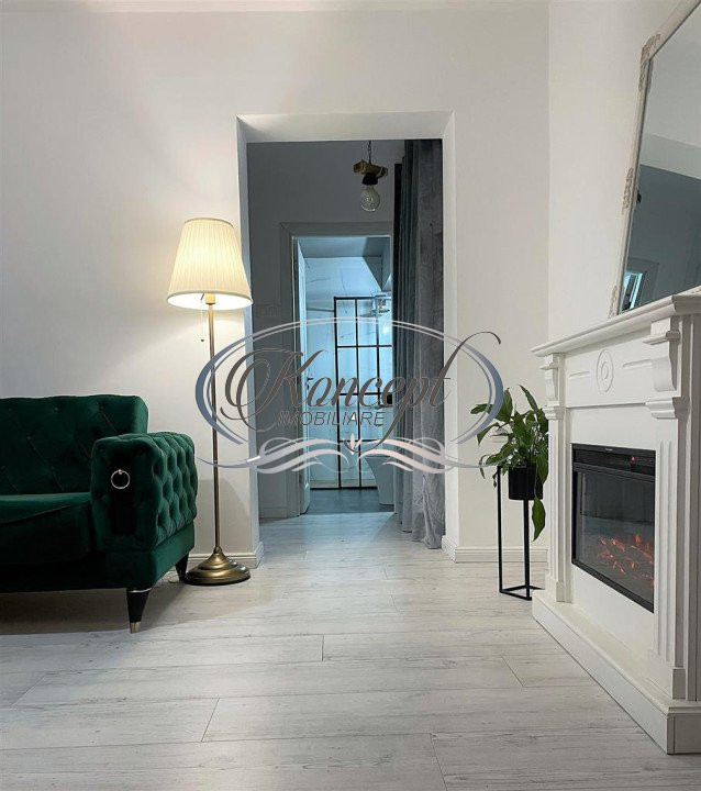 Apartament la cheie, cu parcare, strada Horea