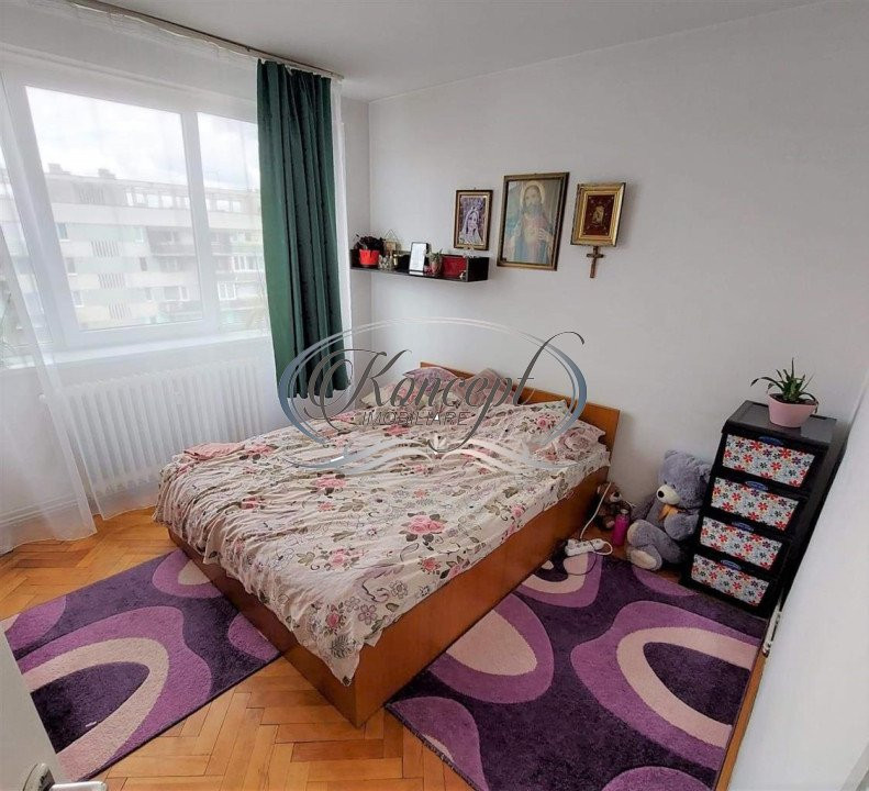 Apartament, zona Complex Mercur