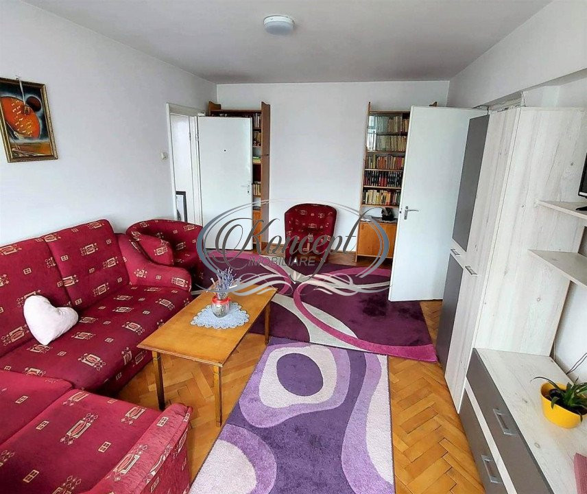 Apartament, zona Complex Mercur