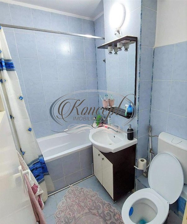 Apartament, zona Complex Mercur