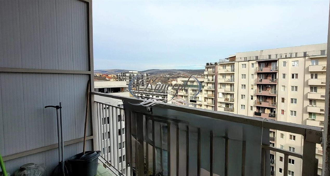 Apartament la etaj intermediar, cu parcare