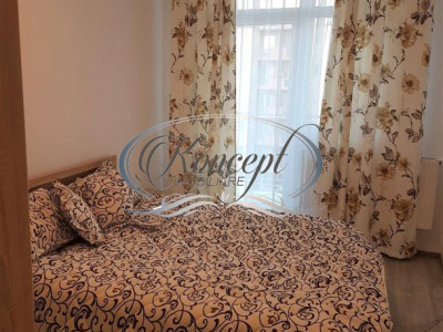 Apartament la etaj intermediar, cu parcare