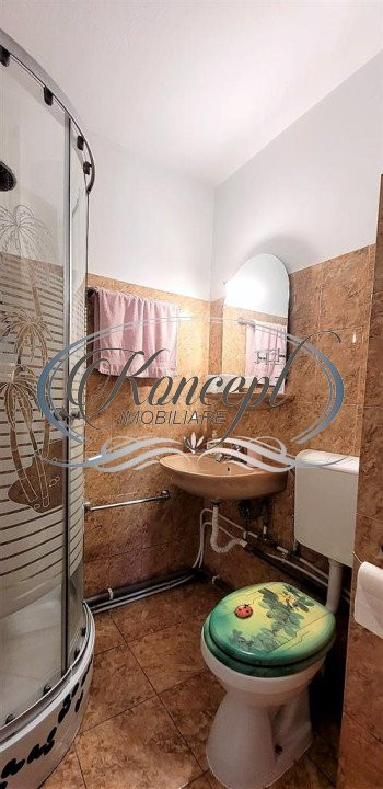 Apartament cu 3 camere decomandate pe str. Mehedinti