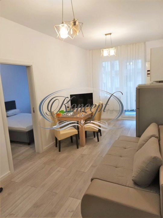 Apartament la cheie, la etaj intermediar