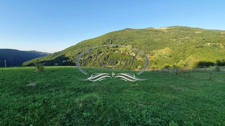 Teren Intravilan cu panorama in Somesul Rece