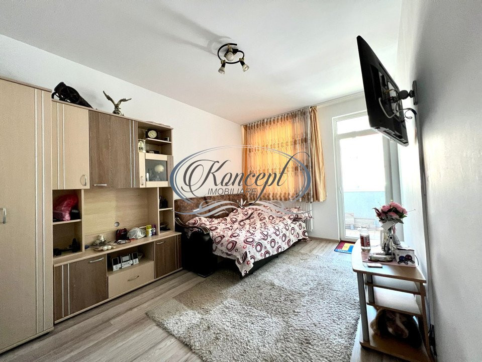 Apartament decomandat pe strada Cetatii