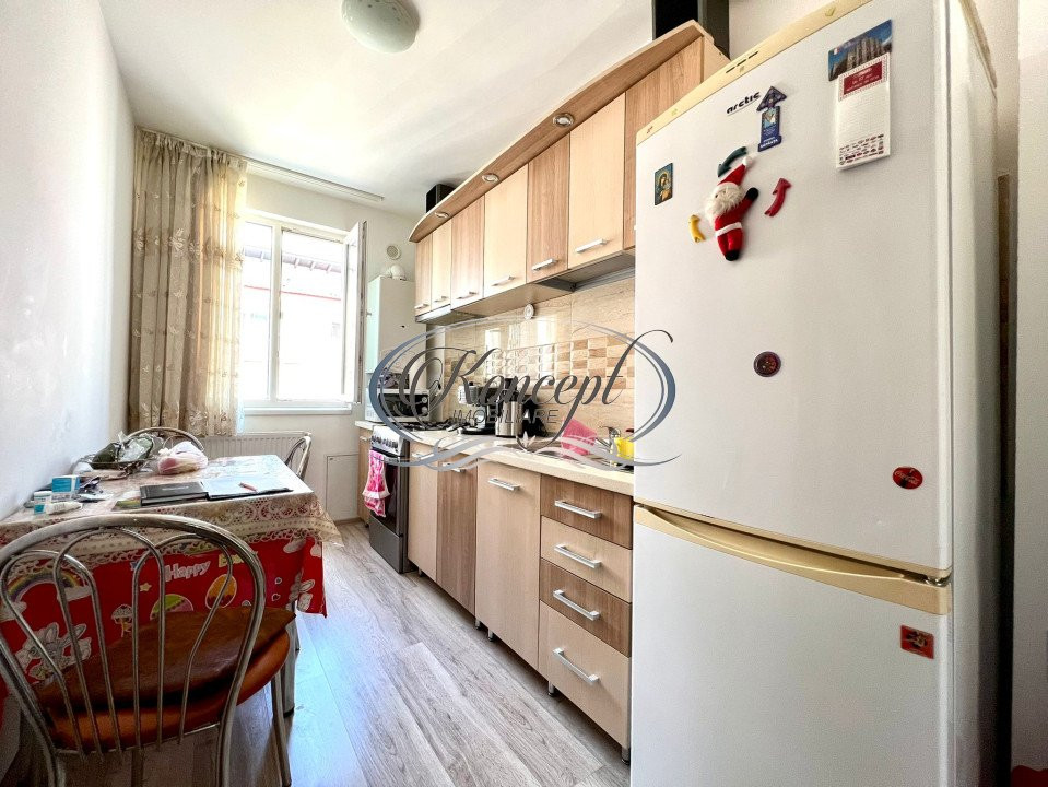 Apartament decomandat pe strada Cetatii