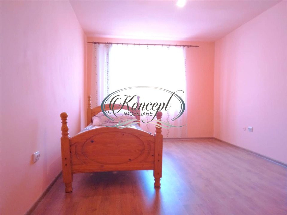 Apartament decomandat pe strada Horea