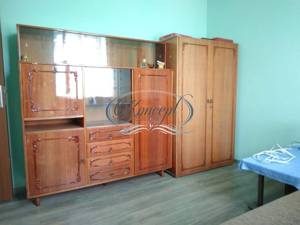 Apartament decomandat pe strada Horea