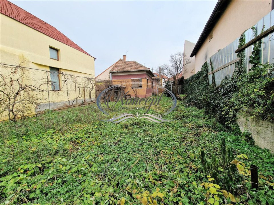 Casa individuala cu autorizatie de constructie