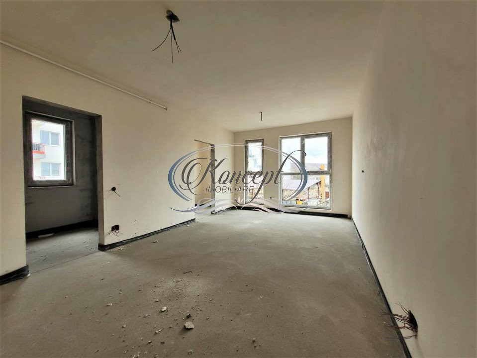 Apartament cu 2 balcoane