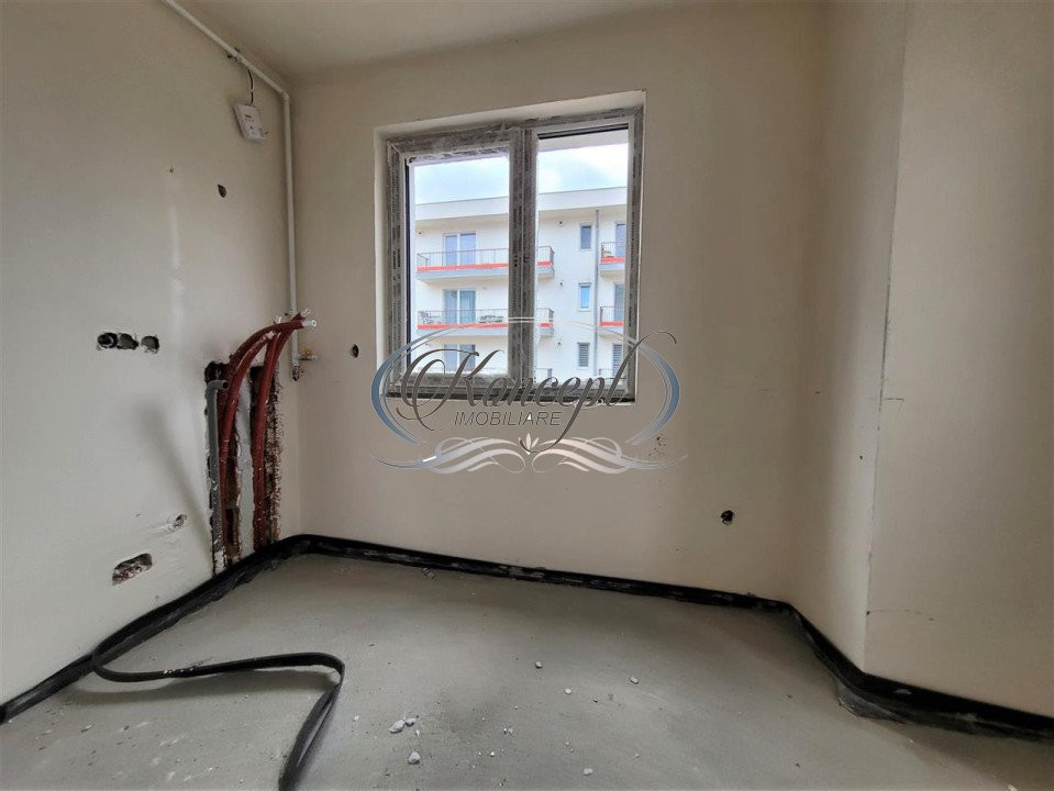 Apartament cu 2 balcoane