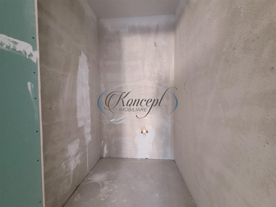 Apartament cu CF, zugravit, zona Poligon