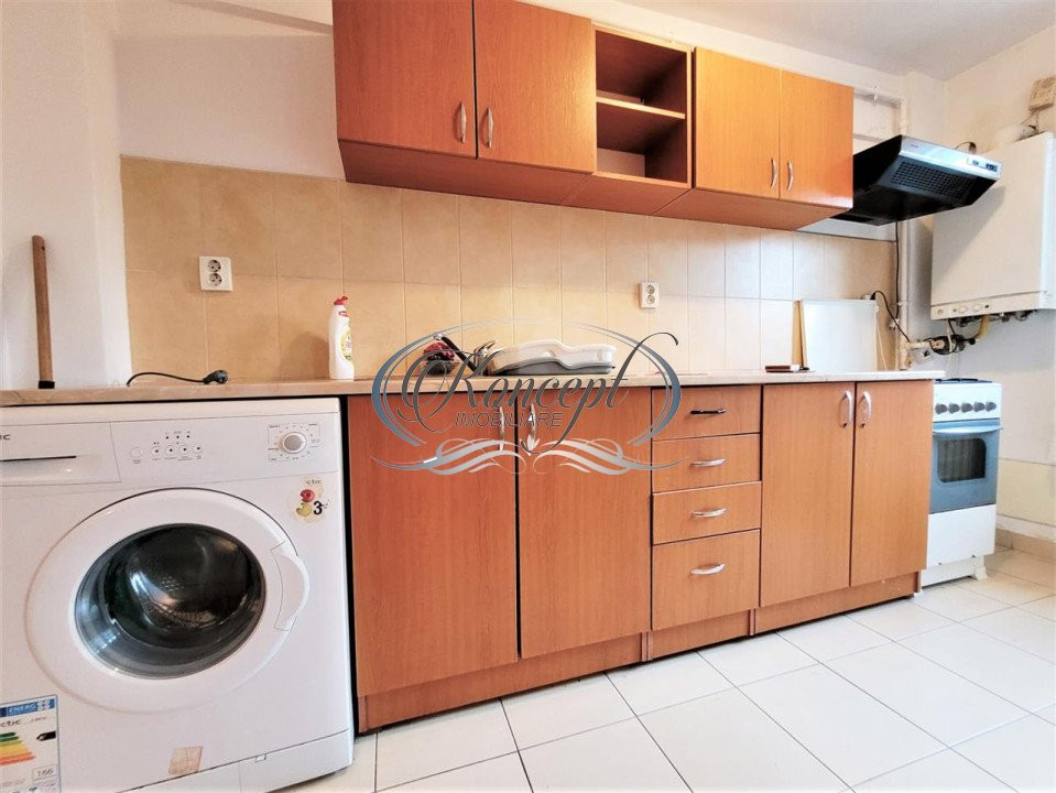 Apartament decomandat, cu parcare