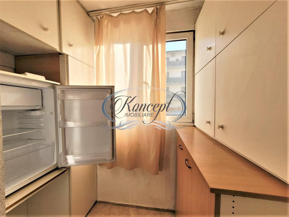 Apartament cu parcare, in zona Terra