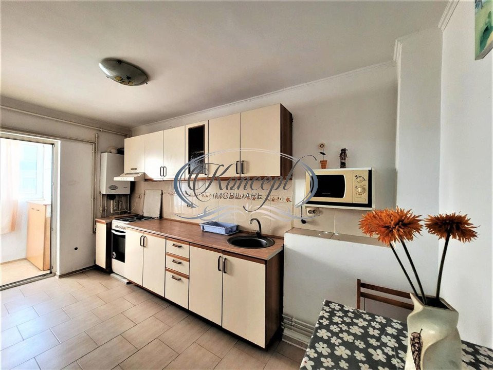 Apartament cu parcare, in zona Terra