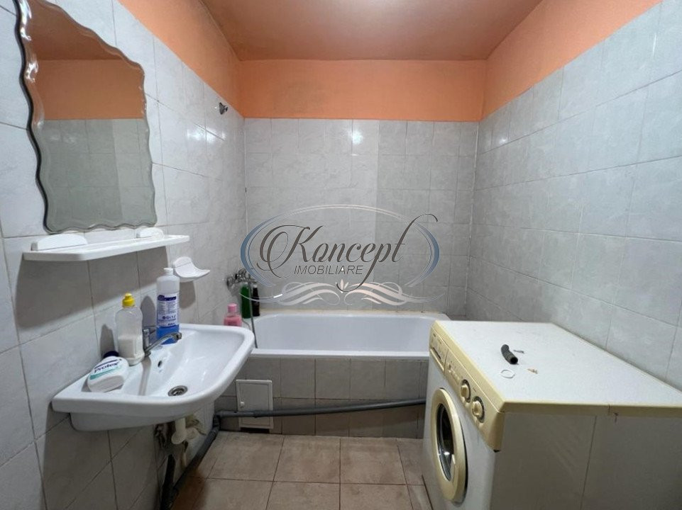 Apartament cu balcon in zona Eroilor