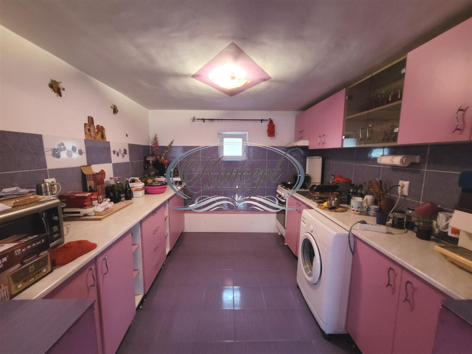 Proprietate versatila cu garaj si teren in Someseni