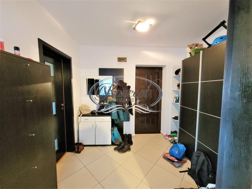 Apartament pe 2 niveluri si parcare pe strada Edgar Quinet