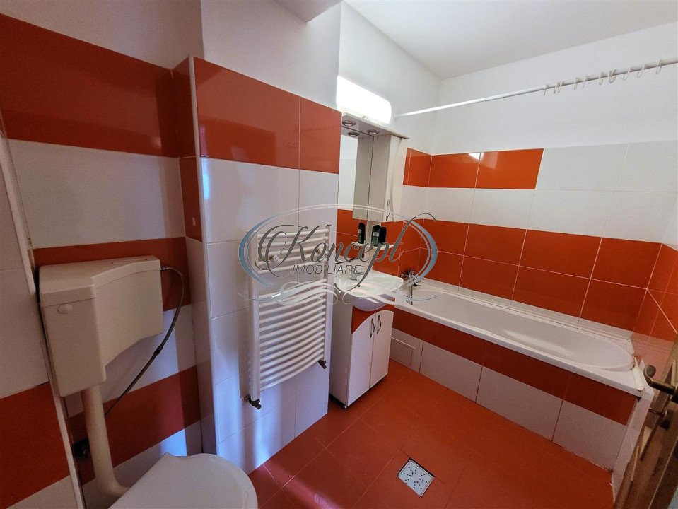 Apartament cu 3 camere pe str. Edgar Quinet