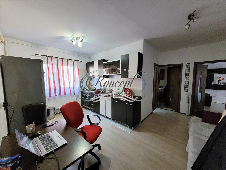 Apartament cu 2 camere in zona Colinei
