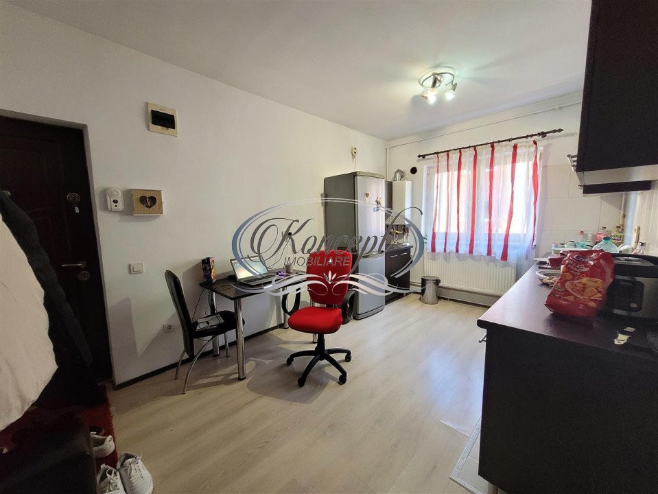 Apartament cu 2 camere in zona Colinei
