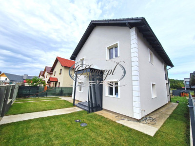Casa cu design deosebit in zona KM 17