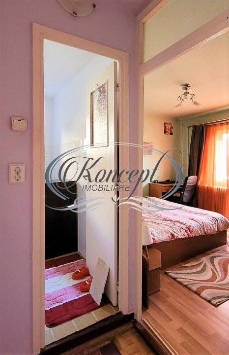 Apartament cu 3 camere, zona Piata Cipariu