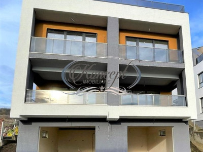 Duplex cu CF pe str. Voronet