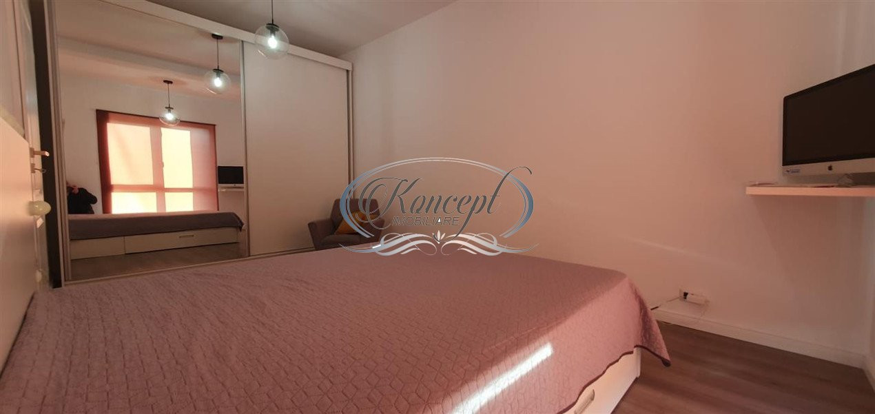 Apartament luminos, cu parcare inclusa