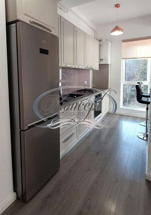 Apartament luminos, cu parcare inclusa